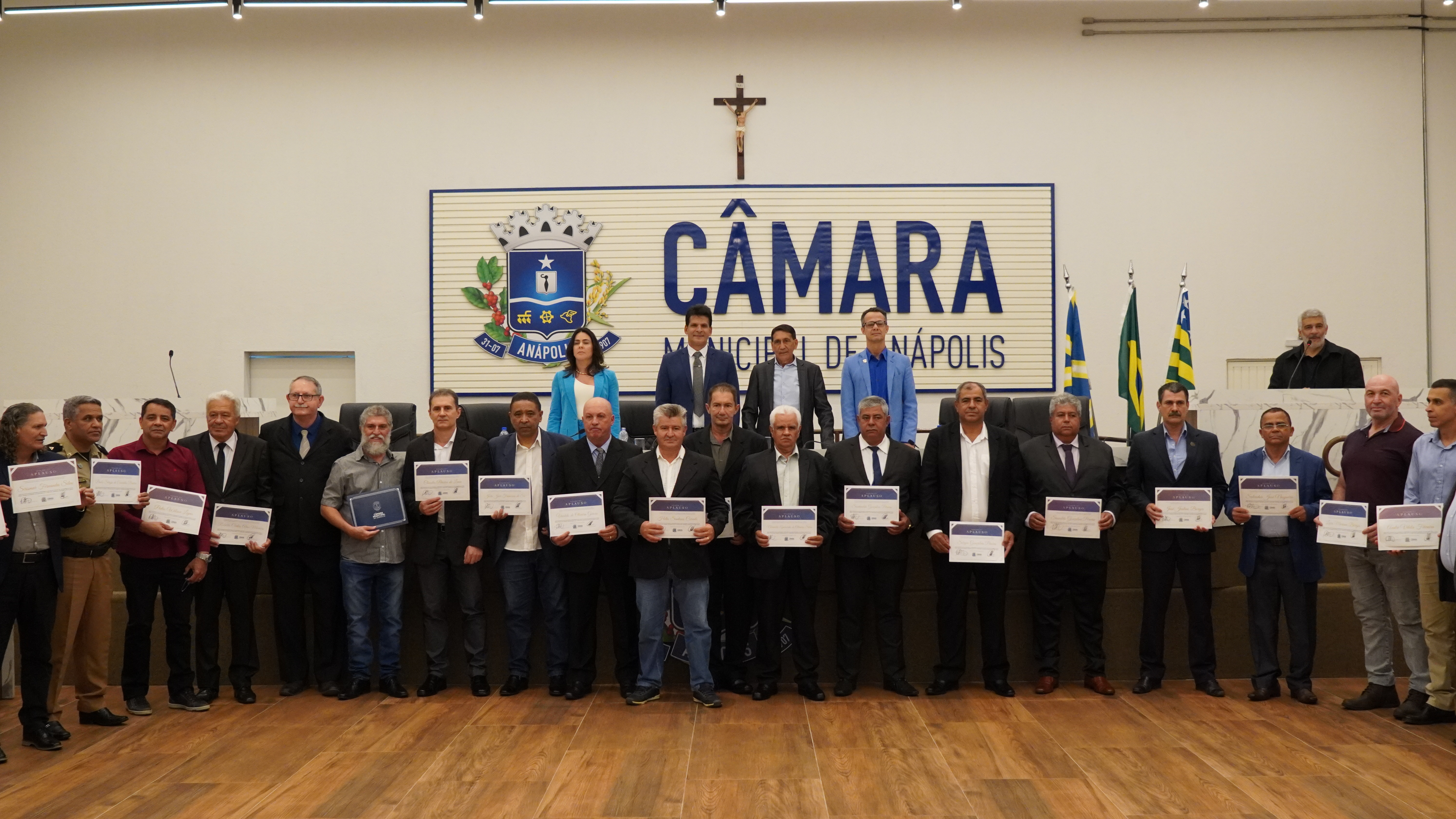 Câmara reconhece o trabalho e presta homenagem a militares veteranos de Anápolis