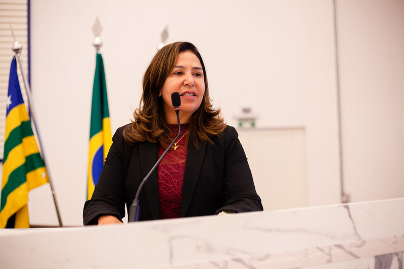 Capitã Elizete parabeniza Silvye por título de cidadã e pede fortalecimento de ações de segurança