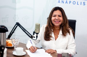 Capitã Elizete percorre comércios e ouve demandas da população no mês de janeiro