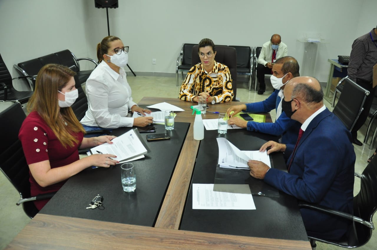 CCJR encaminha projetos para comissões de mérito da Casa