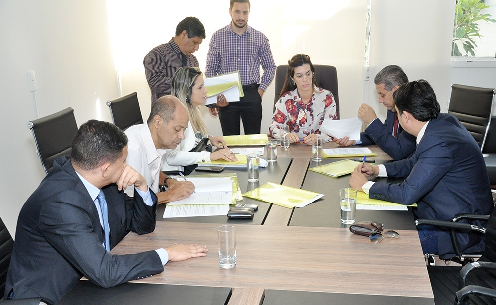 CCJR dá parecer favorável a criação de identificação para diabéticos e a orientação sobre violência contra a mulher nas escolas