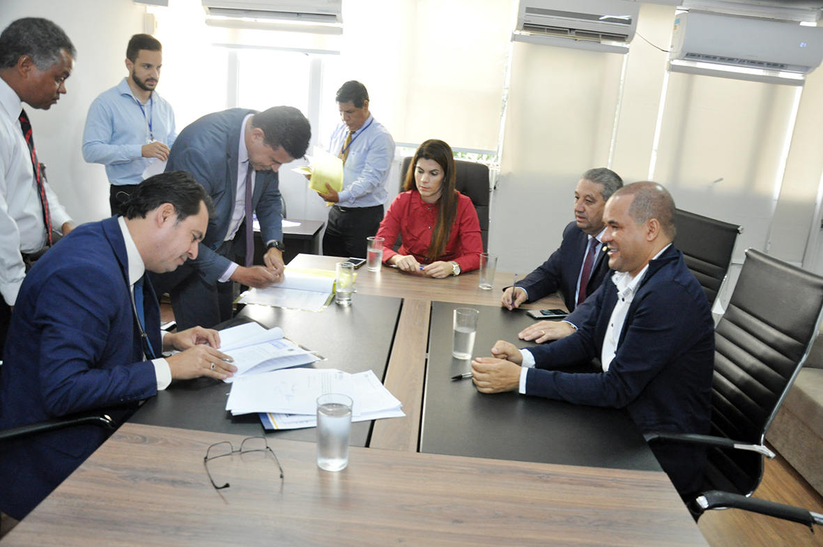 CCJR dá parecer favorável a projeto que altera composição do Conselho Municipal de Educação