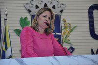 Cleide Hilário faz discurso em alusão ao Dia Internacional da Mulher
