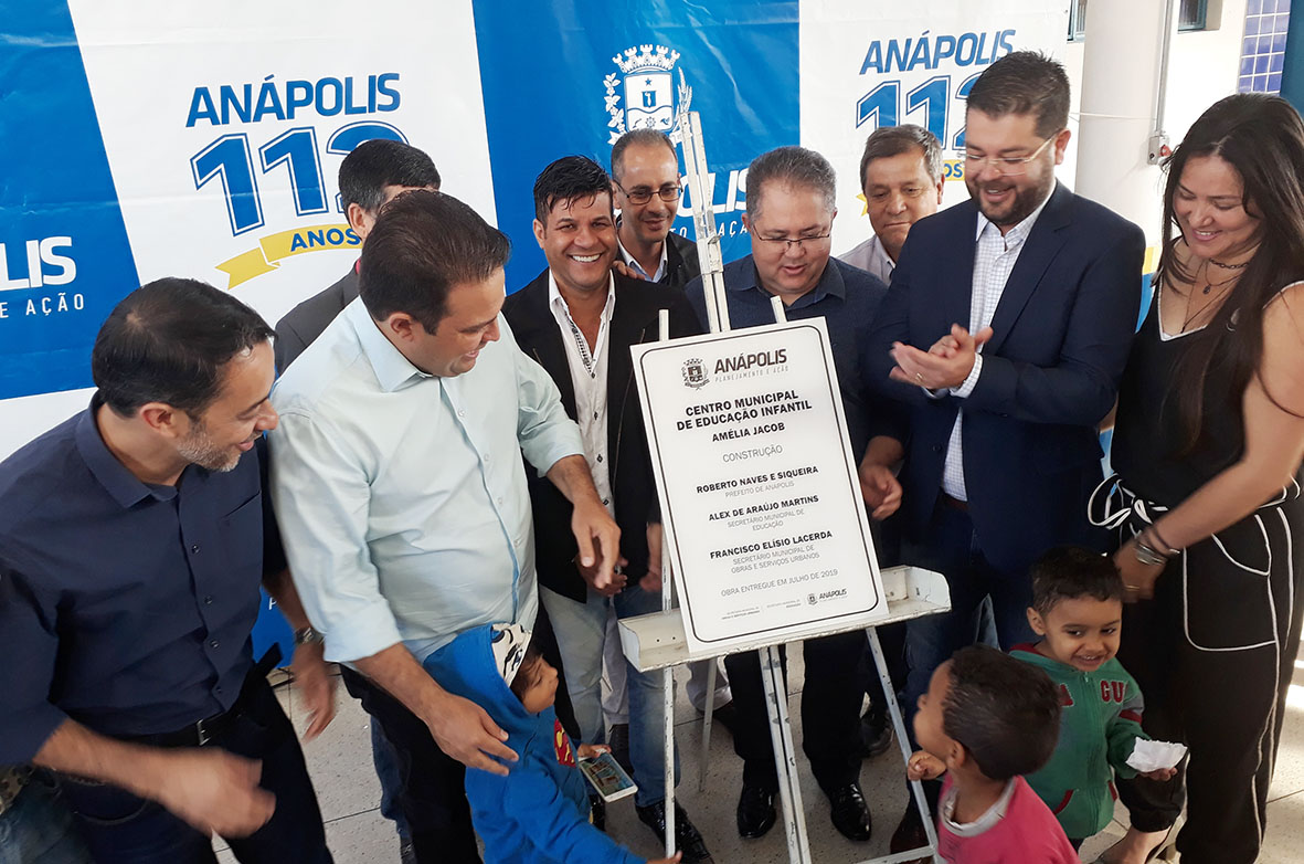 CMEI do Bairro Santo Antônio é inaugurado com presença de vereadores e prefeito