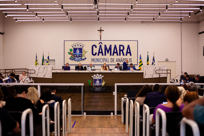 Com apenas um voto contrário, Câmara aprova em dois turnos reforma administrativa do Executivo