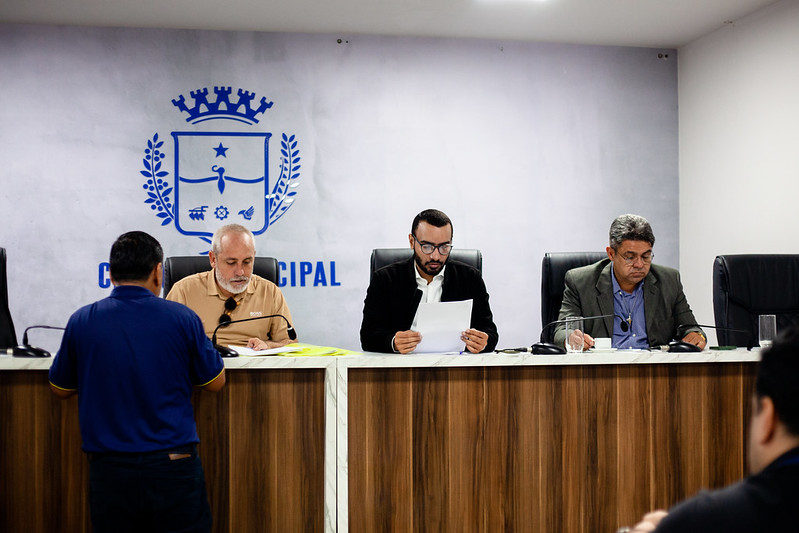 Comissão aprova prioridade na disponibilidade de vagas na educação para mães atípicas, solo e de crianças com deficiência