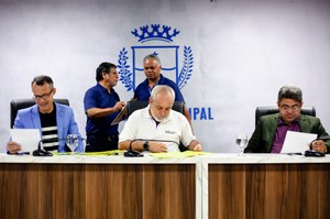 Comissão de Defesa dos Direitos Humanos aprova projetos propostos por Reamilton do Autismo e Policial Federal Suender