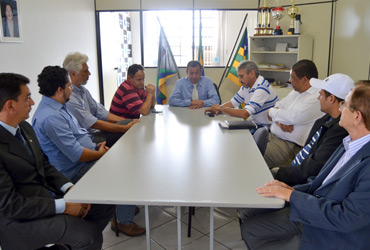 Comissão de Direitos Humanos participa de reunião na Delegacia Geral
