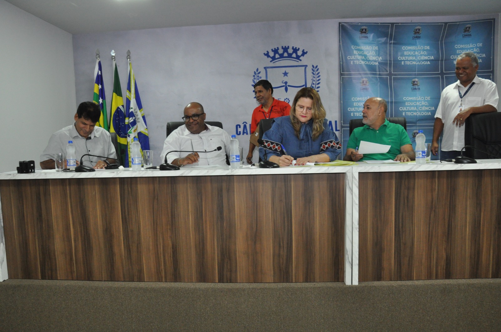 Comissão de Educação libera três projetos para votação em Plenário