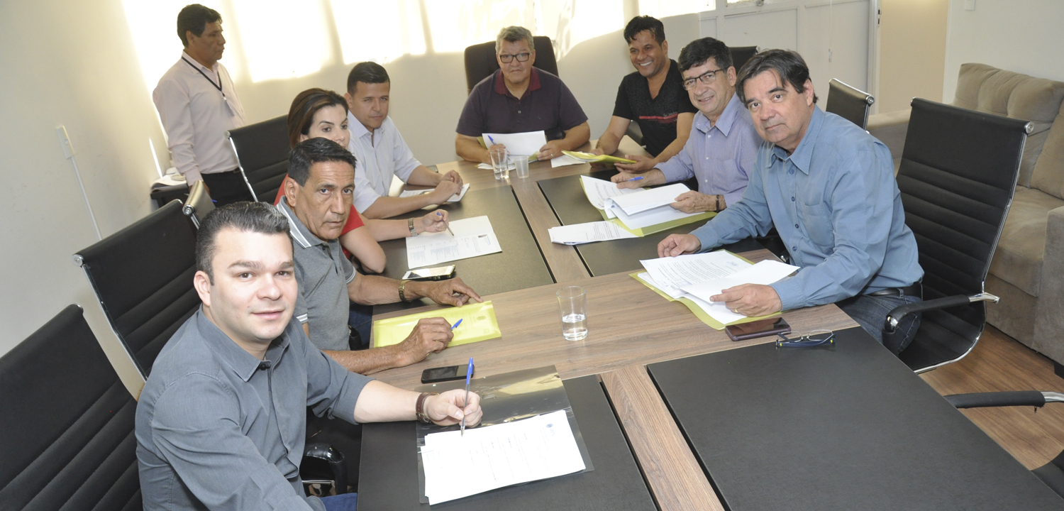 Comissão de Finanças libera quatro projetos para votação em plenário