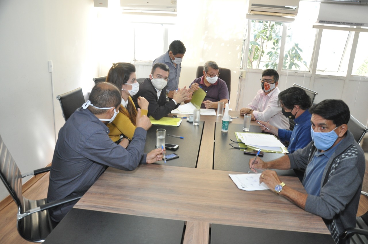 Comissão de Finanças, Orçamento e Economia aprova projetos e encaminha para o Plenário