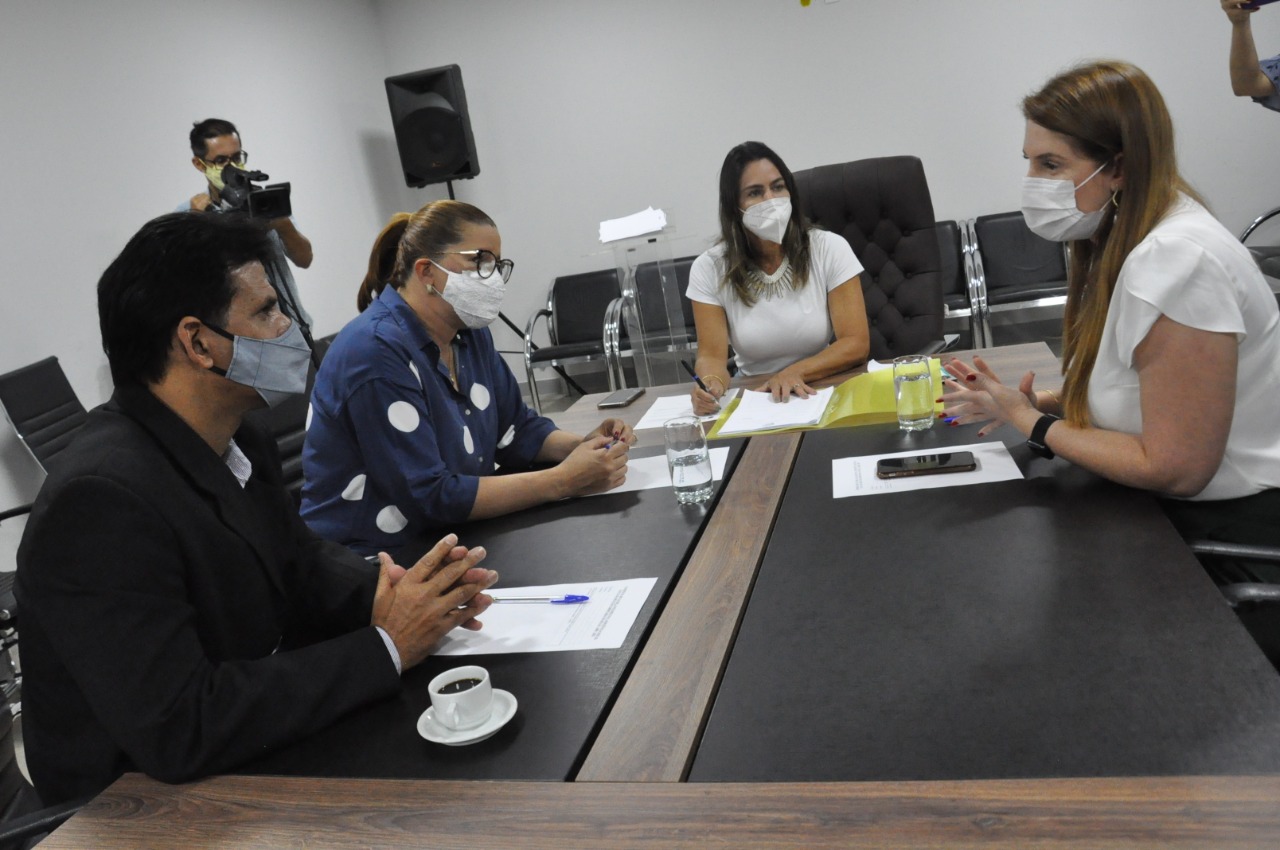 Comissão de Saúde analisa projeto que cria o Programa Médico nos CMEI’S