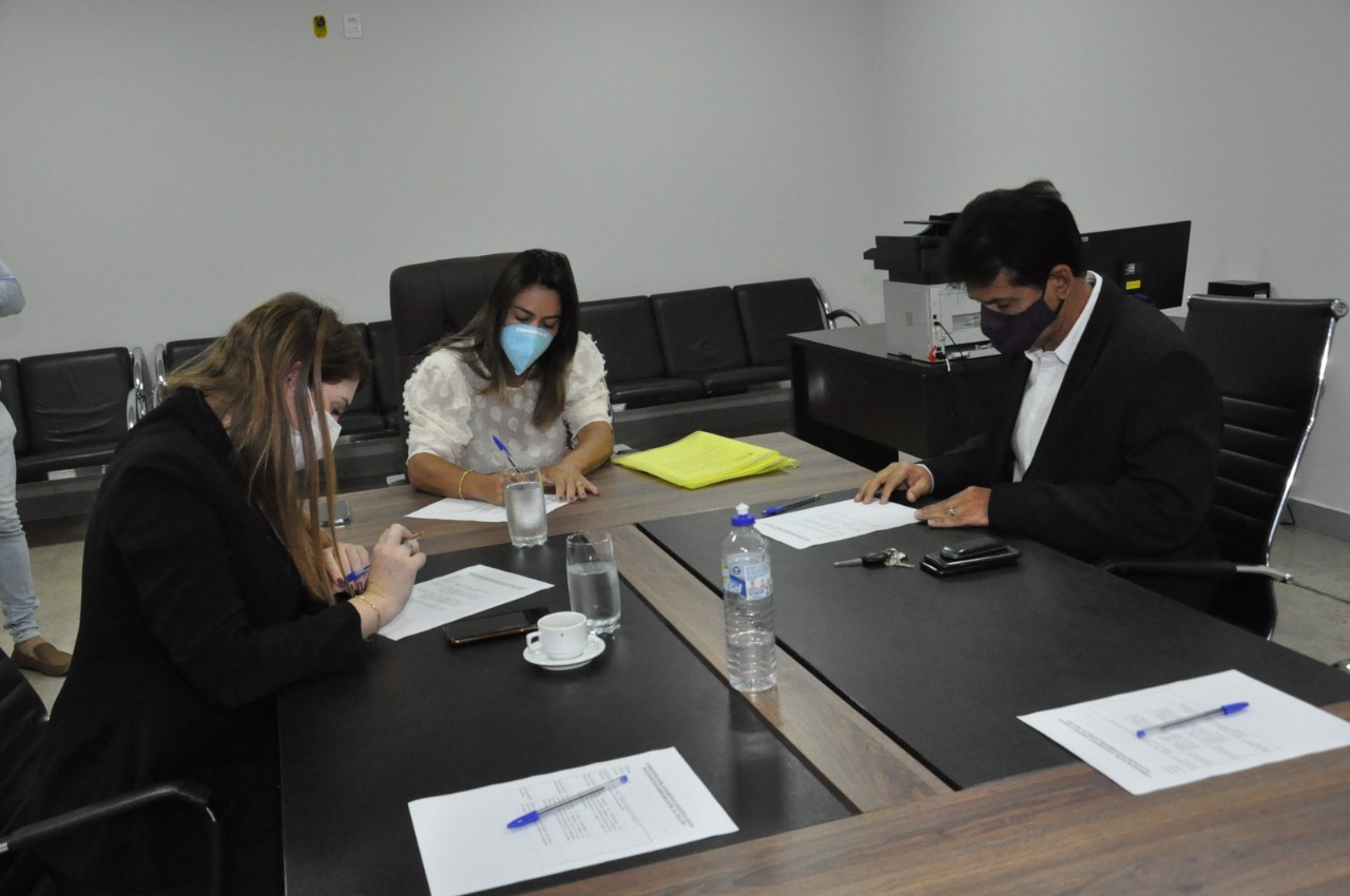 Comissão de Saúde, Saneamento e Assistência Social aprova dois projetos e nomeia relatores