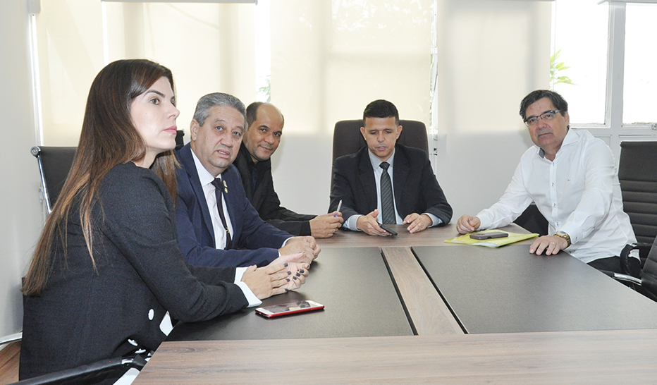 Comissão de Urbanismo debate projeto que trata da locação de pontos de táxis