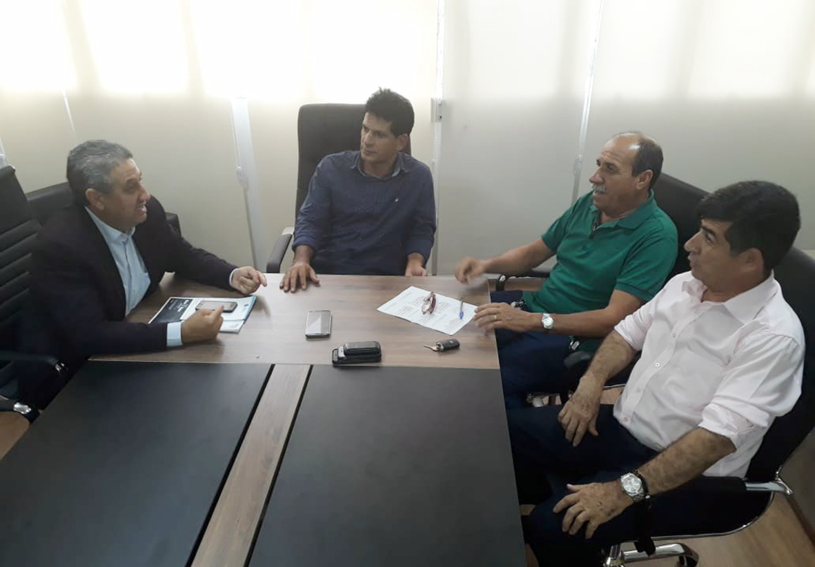 Comissão dos Direitos do Consumidor reelege presidente e mira fiscalização em bancos e energia elétrica