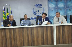 Comissão dos Direitos do Servidor Público aprova projeto que reconhece Libras em Anápolis