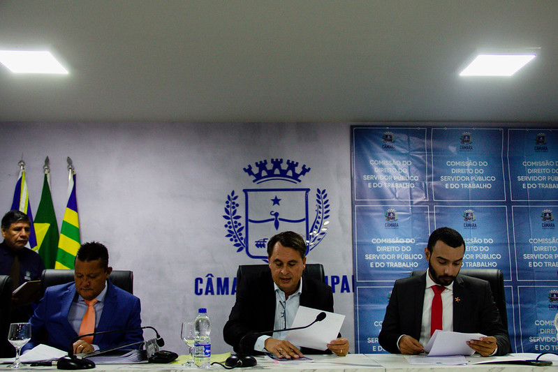 Comissão dos Direitos do Servidor Público e Trabalho dá encaminhamento a projetos