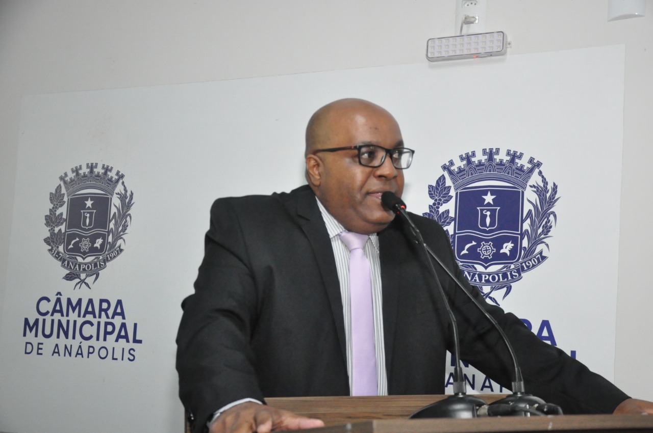 Delcimar Fortunato pede que Saneago resolva o problema da falta de água em Anápolis
