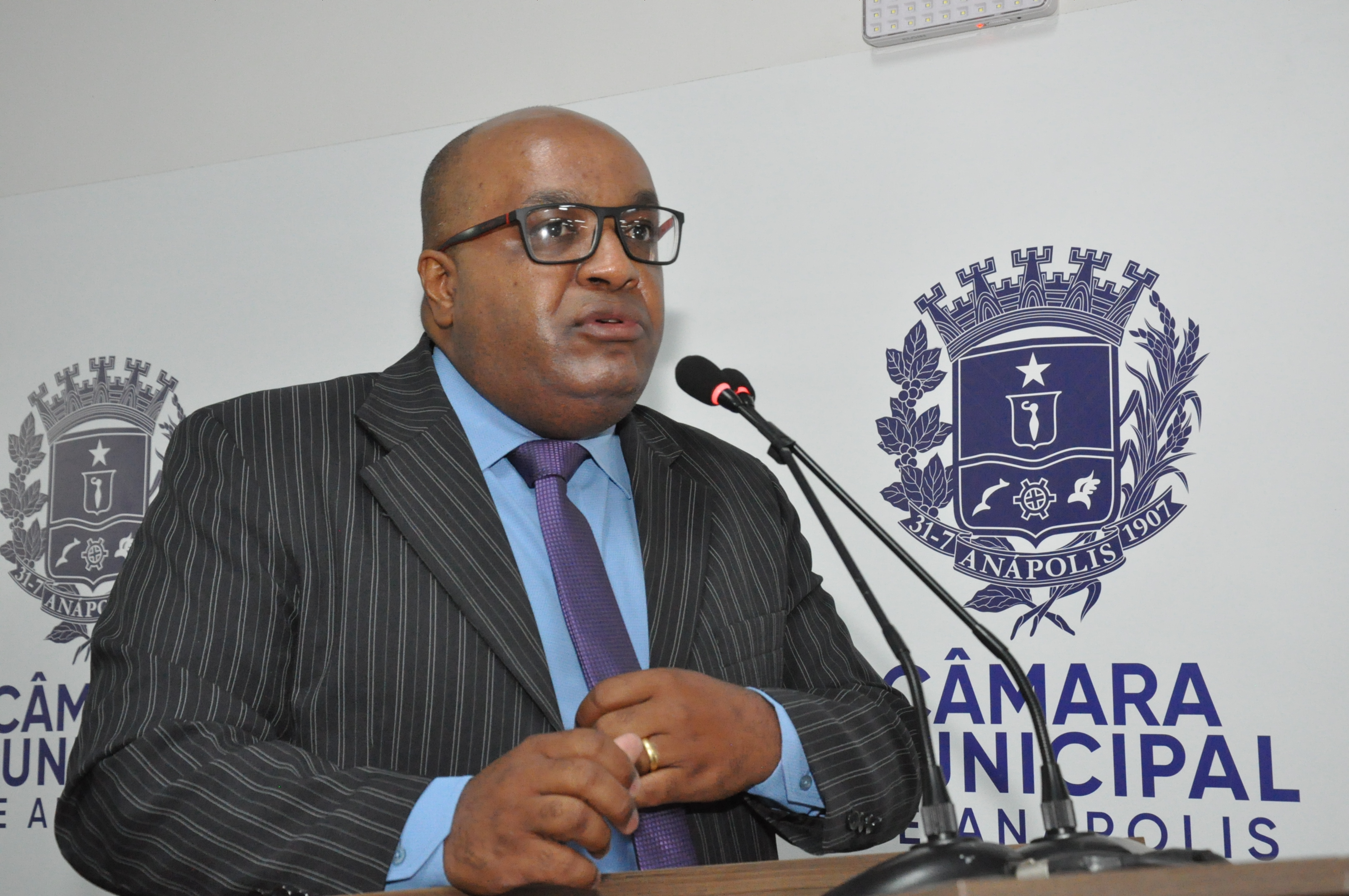 Delcimar Fortunato informa que obras que solicitou à Saneago começam a ser realizadas em vários setores