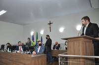 Deputado Amilton Filho, na Câmara, presta contas de seu mandato e de ações em favor de Anápolis