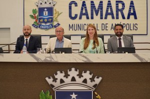 Deputado federal Rubens Otoni anuncia instalação de campus da UFG em Anápolis durante sessão da Câmara