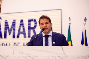 Domingos Paula pede prioridade na roçagem de áreas públicas ao lado de CMEIs e escolas 