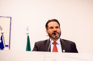 Domingos Paula pede projeto do Poder Executivo para conter erosão no Bairro JK