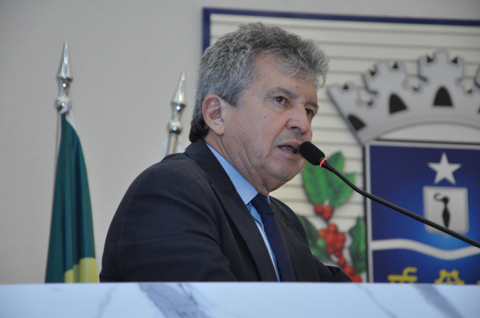Eli Rosa repercute projeto de construção de hospital oncológico em Goiás