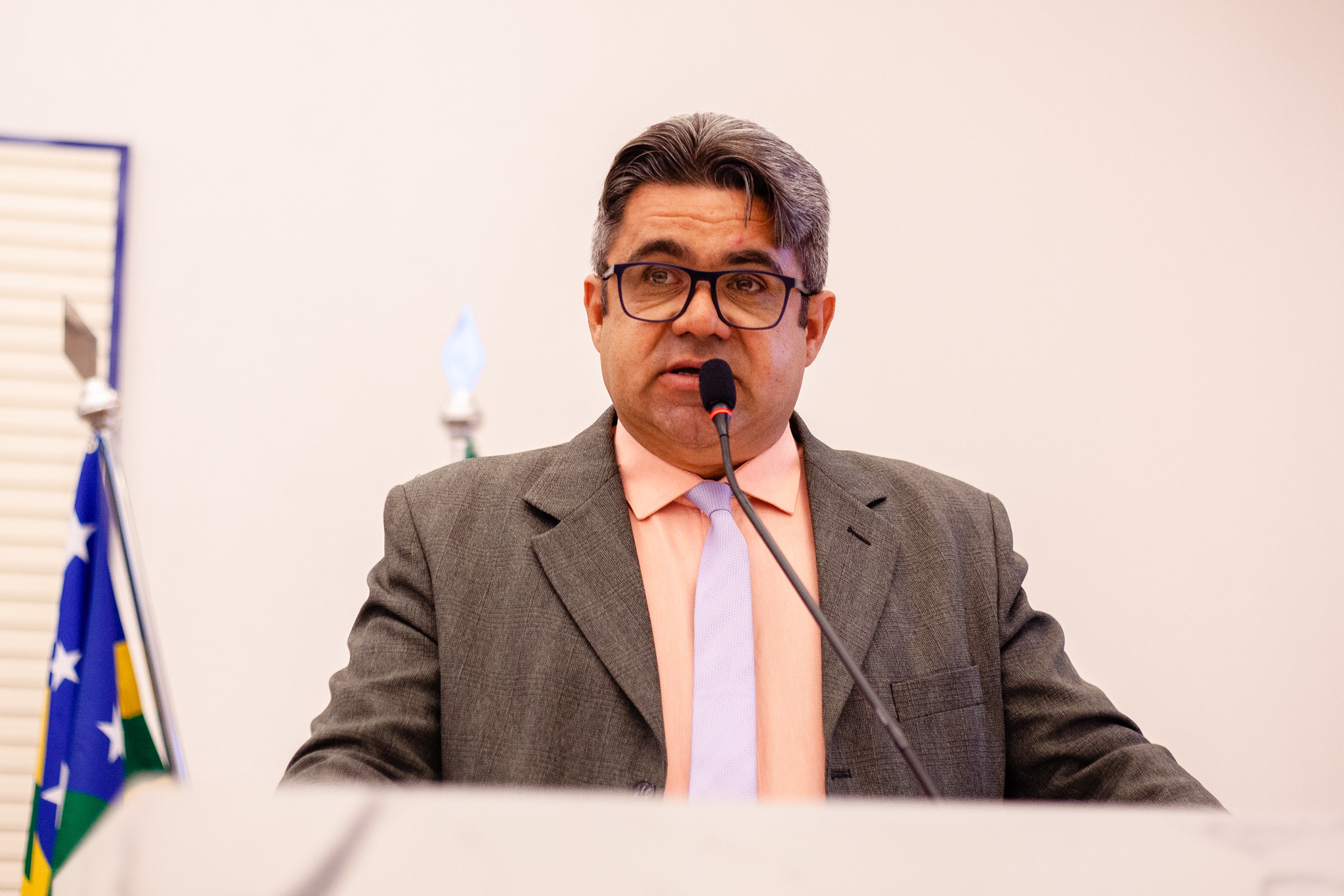 Elias do Nana anuncia que também será construída lombada na pista da BR 153 às margens do Bairro Calixtópolis