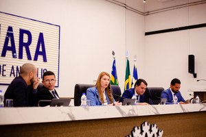 Em sessão extraordinária, Câmara aprova “Fique em Dia”, que permite refinanciamento de dívidas com o município