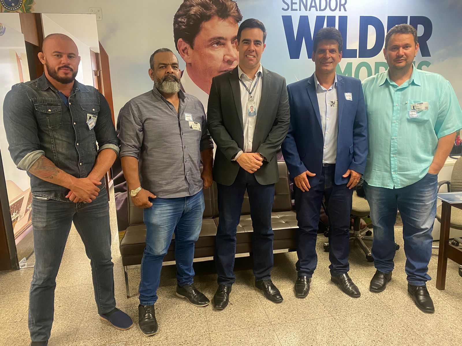 Em visita ao senador Wilder Morais, João da Luz solicita emenda parlamentar para Anápolis