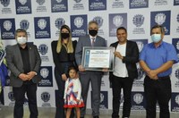 Empresário Amaury Esberard recebe título de cidadão anapolino