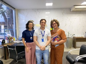 Escola do Legislativo e Sebrae discutem parcerias para formações