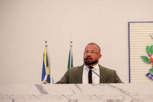 Fred Caixeta pede informações de pagamento ao Tático e anuncia nova emenda ao Regime de Adiantamento