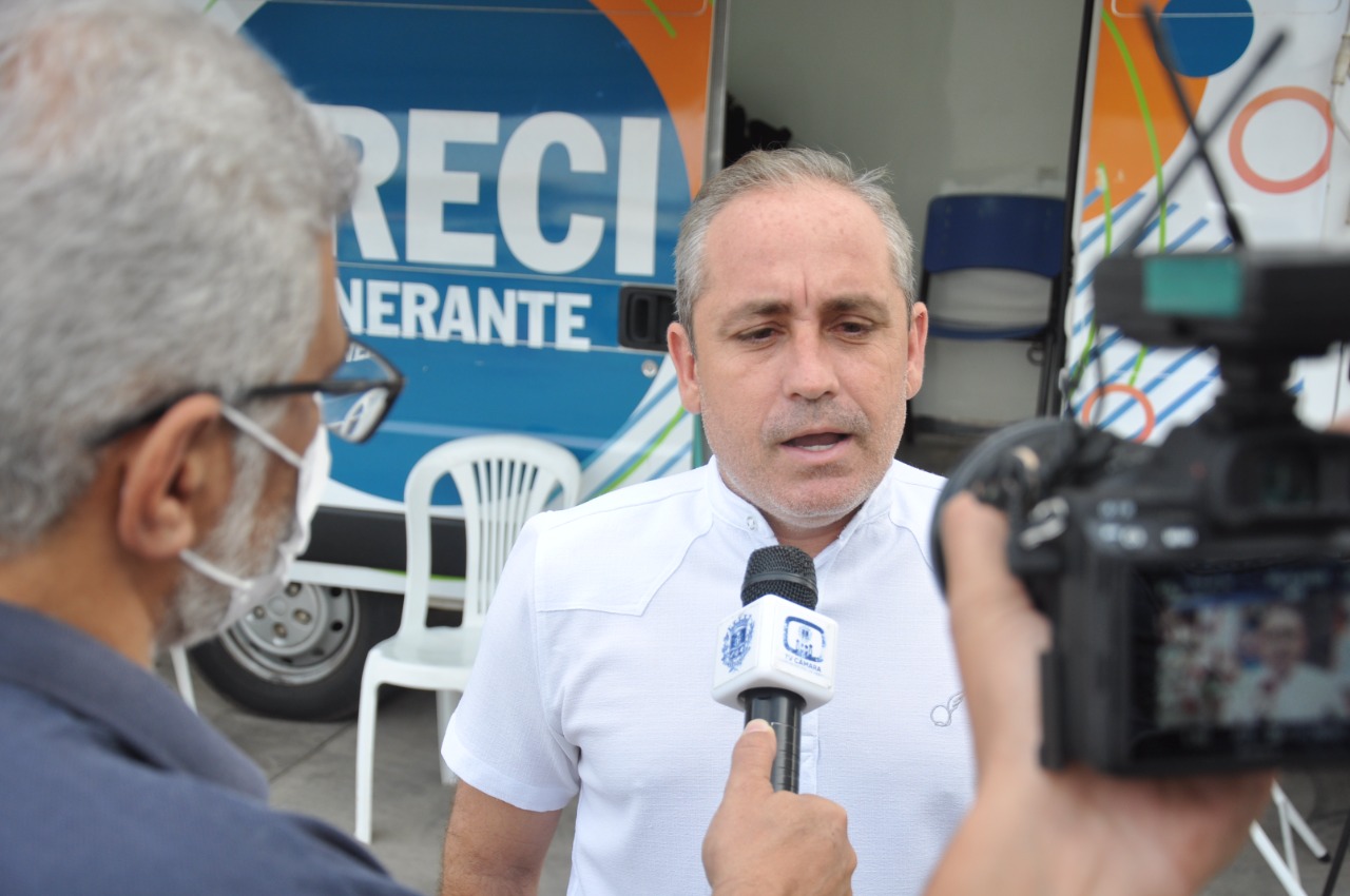 Frederico Godoy viabiliza atendimento a corretores de imóveis em Anápolis, com apoio da Câmara e do Creci-GO