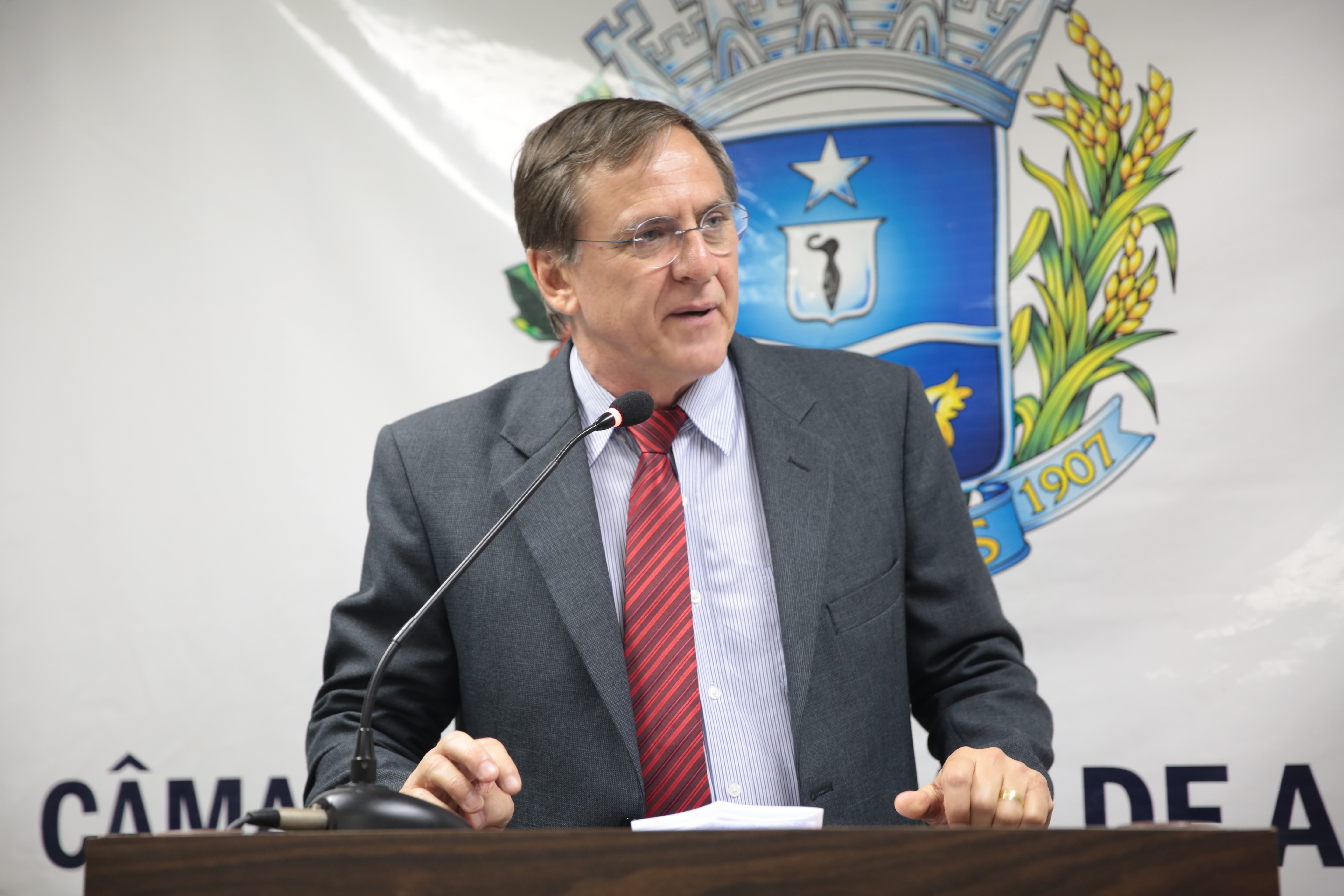 Gomide registra protestos contra reforma da Previdência Social
