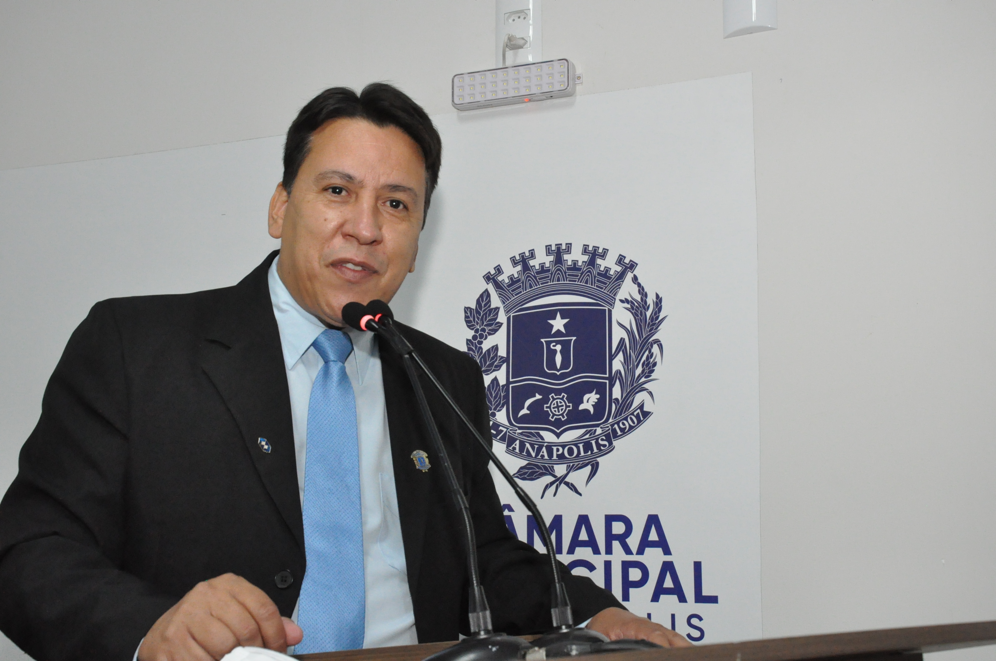 Hélio Araújo cobra do Estado realização de cirurgias eletivas e que Comissão seja recebida pelo governador