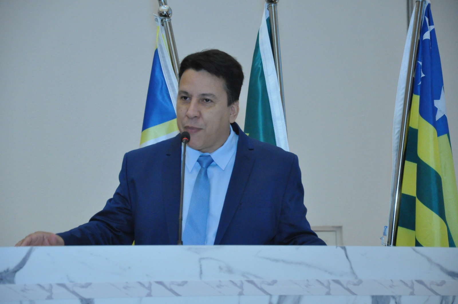 Hélio Araújo repercute posse como segundo suplente do senador Wilder Morais