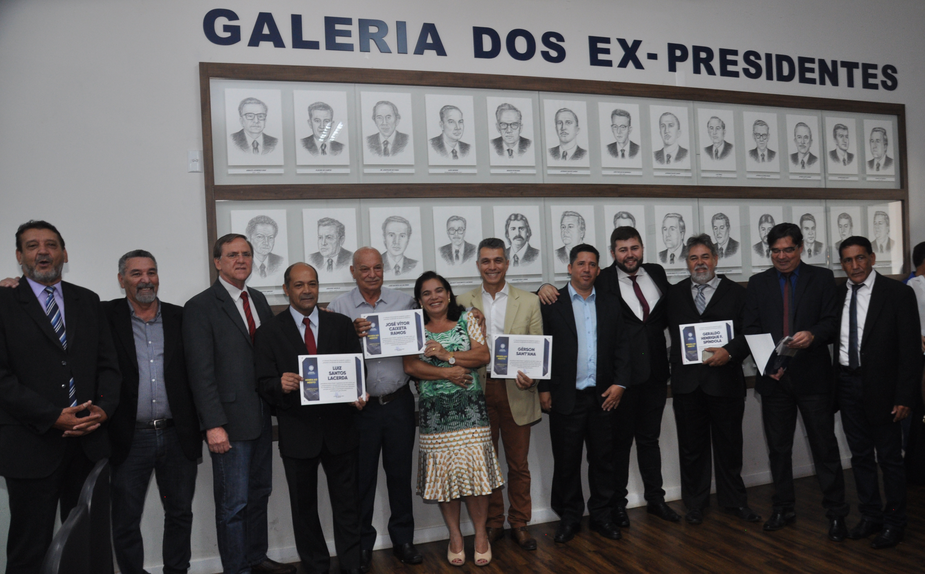 Inaugurada Galeria dos Ex-Presidentes da Câmara Municipal de Anápolis