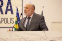 Jakson Charles afirma que gestão municipal priorizou organização da fiação nos postes e que trocas de lâmpadas agora voltam a ser realizadas na cidade Jakson Charles afirma que gestão municipal priorizou organização da fiação nos postes e que trocas de lâmpadas agora voltam a ser realizadas na cidade