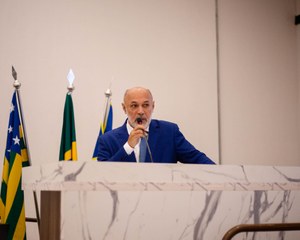 Jakson Charles defende trabalho do prefeito para suprir déficit de vagas na rede de educação