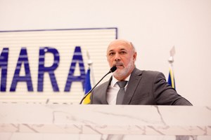 Jakson Charles diz que prefeitura busca soluções para servidores de antiga OS da UPA Dr. Alair Mafra