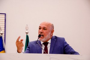 Jakson Charles lamenta uso de bandeiras estrangeiras no Dia da Independência
