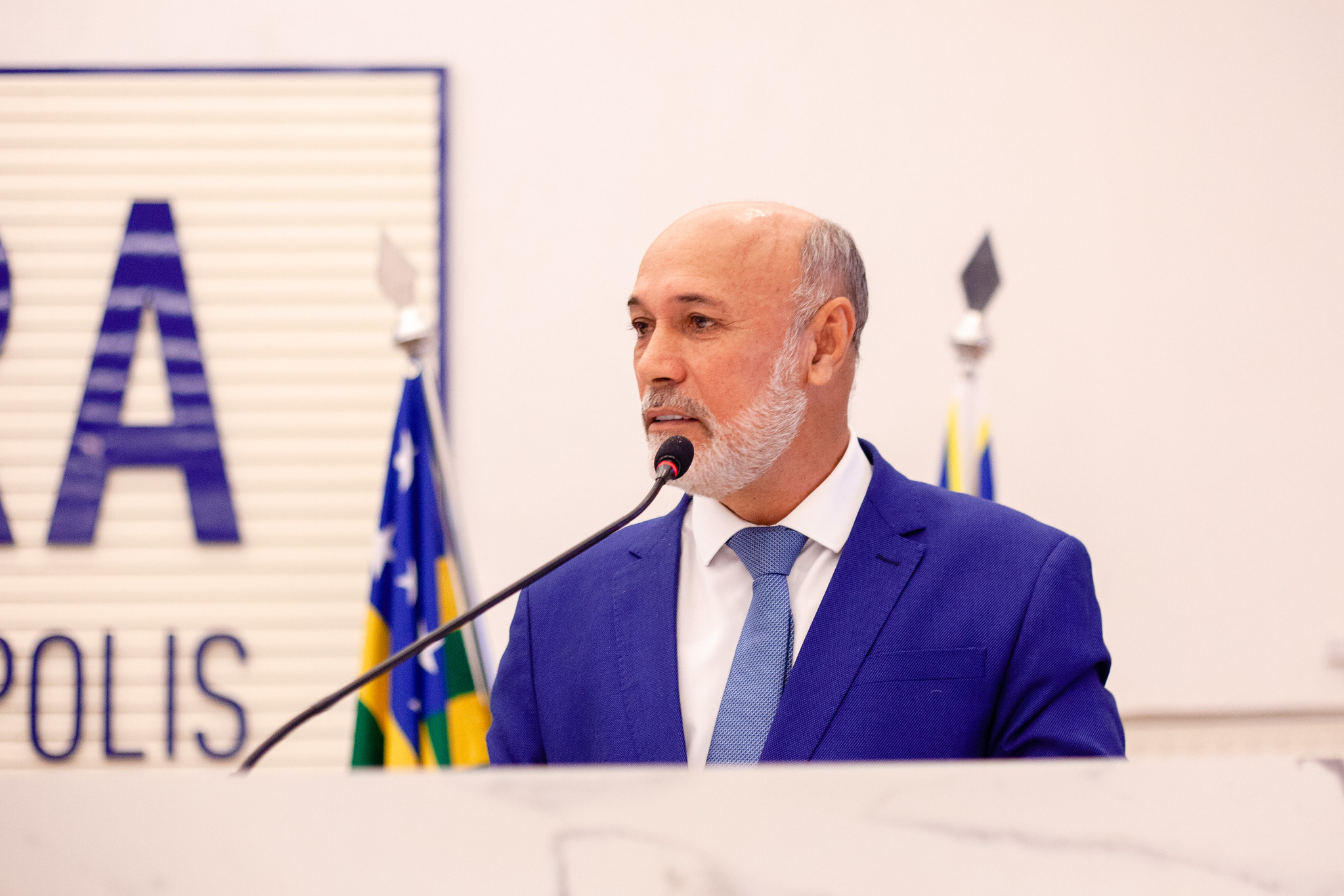 Jakson Charles relaciona unidades escolares que vão receber melhorias na infraestrutura