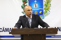 Jakson diz que País sofre com “malandragem política”