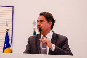 Jean Carlos avalia avanços para a cidade a partir dos projetos do Executivo aprovados em sessão extra pelos vereadores 