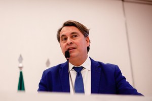 Jean Carlos defende implementação do programa “Fique em Dia” e criação do Fundo Municipal de Esportes