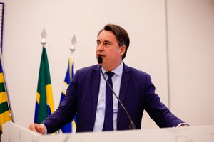 Jean Carlos destaca complexidade do transporte público e garante parceria para busca de soluções