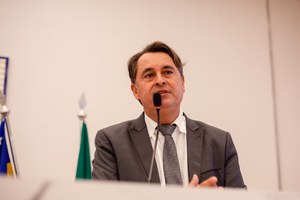 Jean Carlos destaca dezenas de bairros que serão beneficiados com obras de macrodrenagem, realizadas com verbas aprovadas junto ao Programa de Aceleração do Crescimento