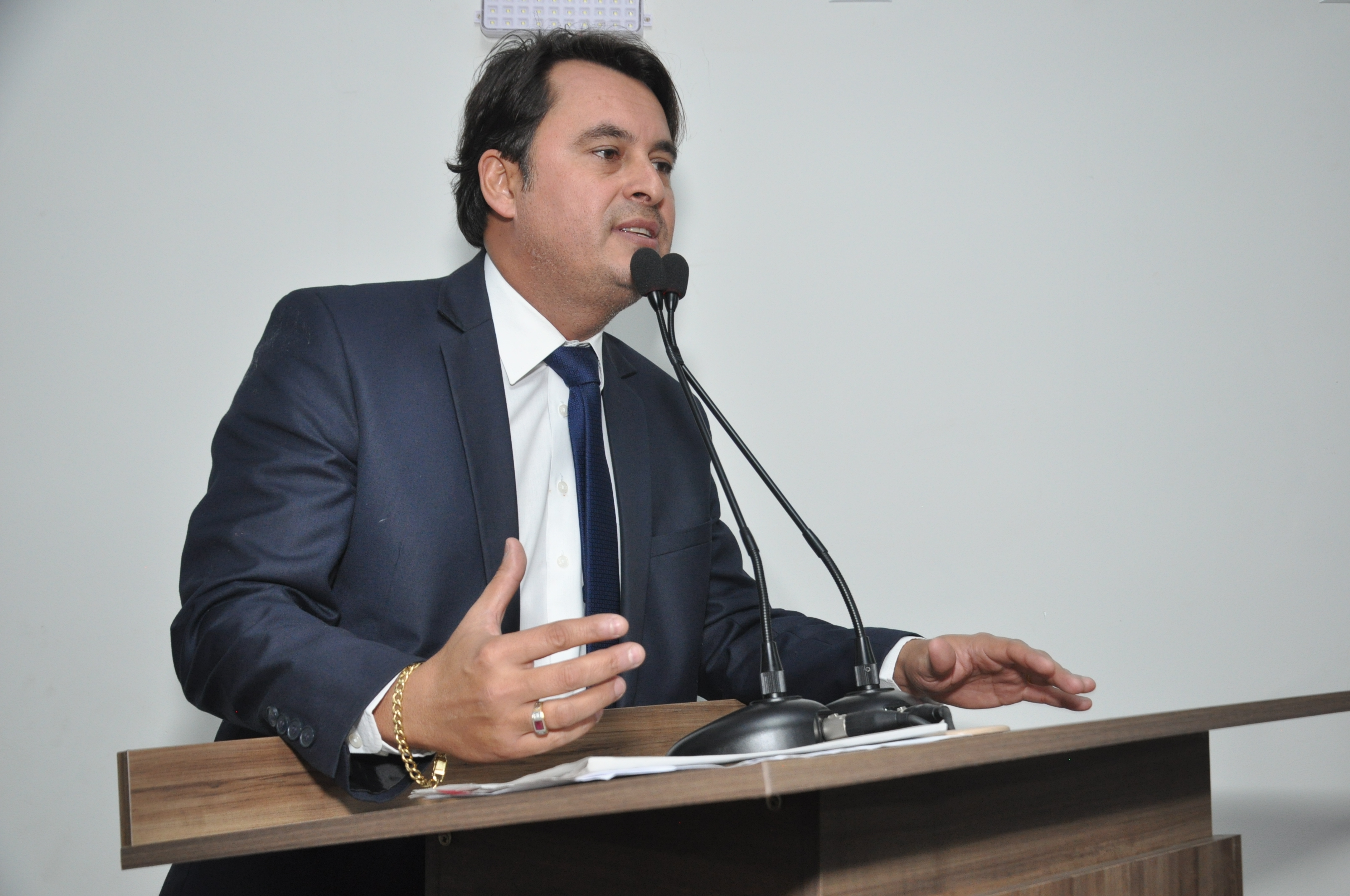 Jean Carlos destaca incorporação na lei de adicional de produtividade para fiscais da prefeitura